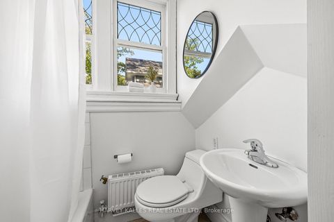 Photo 29 at 139 Hammersmith Avenue, The Beaches, Toronto