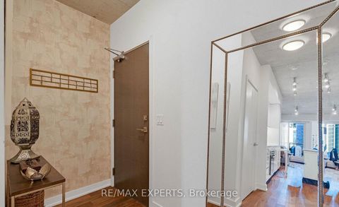 Photo 3 at 516 - 20 Gladstone Avenue, Little Portugal, Toronto