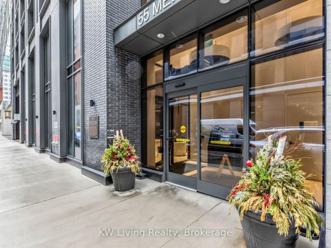 Photo 1 at 4009 - 55 Mercer Street, Waterfront Communities C1, Toronto
