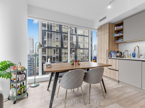 Photo 7 at 4009 - 55 Mercer Street, Waterfront Communities C1, Toronto