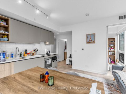 Photo 8 at 4009 - 55 Mercer Street, Waterfront Communities C1, Toronto
