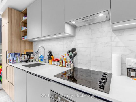 Photo 11 at 4009 - 55 Mercer Street, Waterfront Communities C1, Toronto