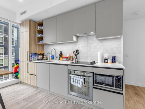 Photo 12 at 4009 - 55 Mercer Street, Waterfront Communities C1, Toronto