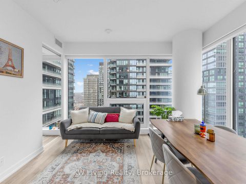 Photo 13 at 4009 - 55 Mercer Street, Waterfront Communities C1, Toronto