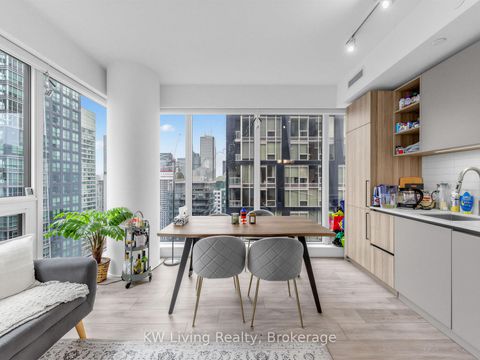 Photo 14 at 4009 - 55 Mercer Street, Waterfront Communities C1, Toronto