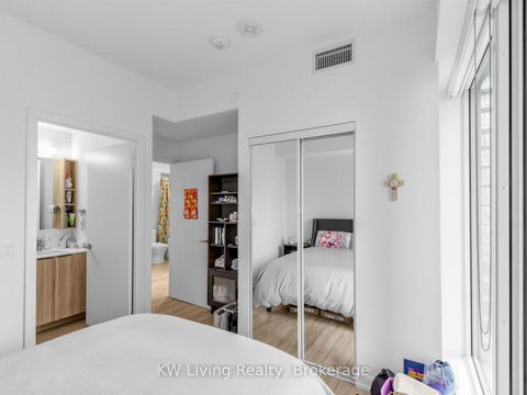 Photo 21 at 4009 - 55 Mercer Street, Waterfront Communities C1, Toronto
