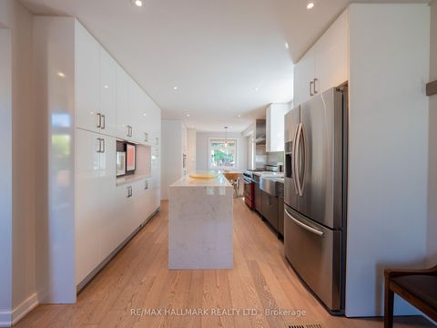 Photo 3 at 333 Monarch Park Avenue, East York, Toronto