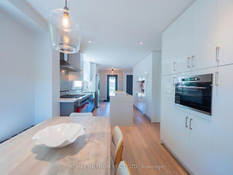 Photo 7 at 333 Monarch Park Avenue, East York, Toronto