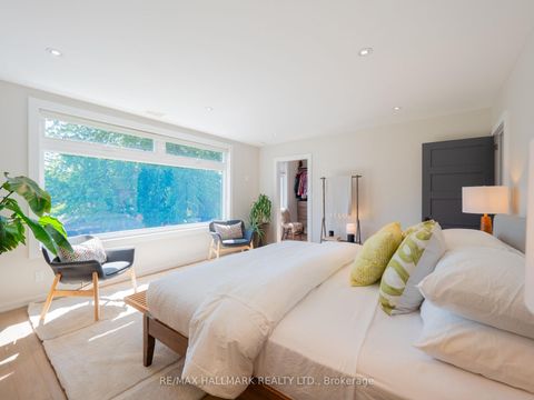 Photo 17 at 333 Monarch Park Avenue, East York, Toronto