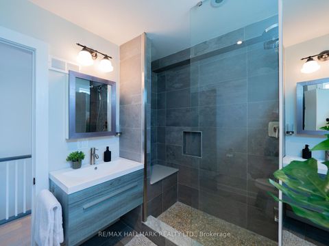 Photo 29 at 333 Monarch Park Avenue, East York, Toronto