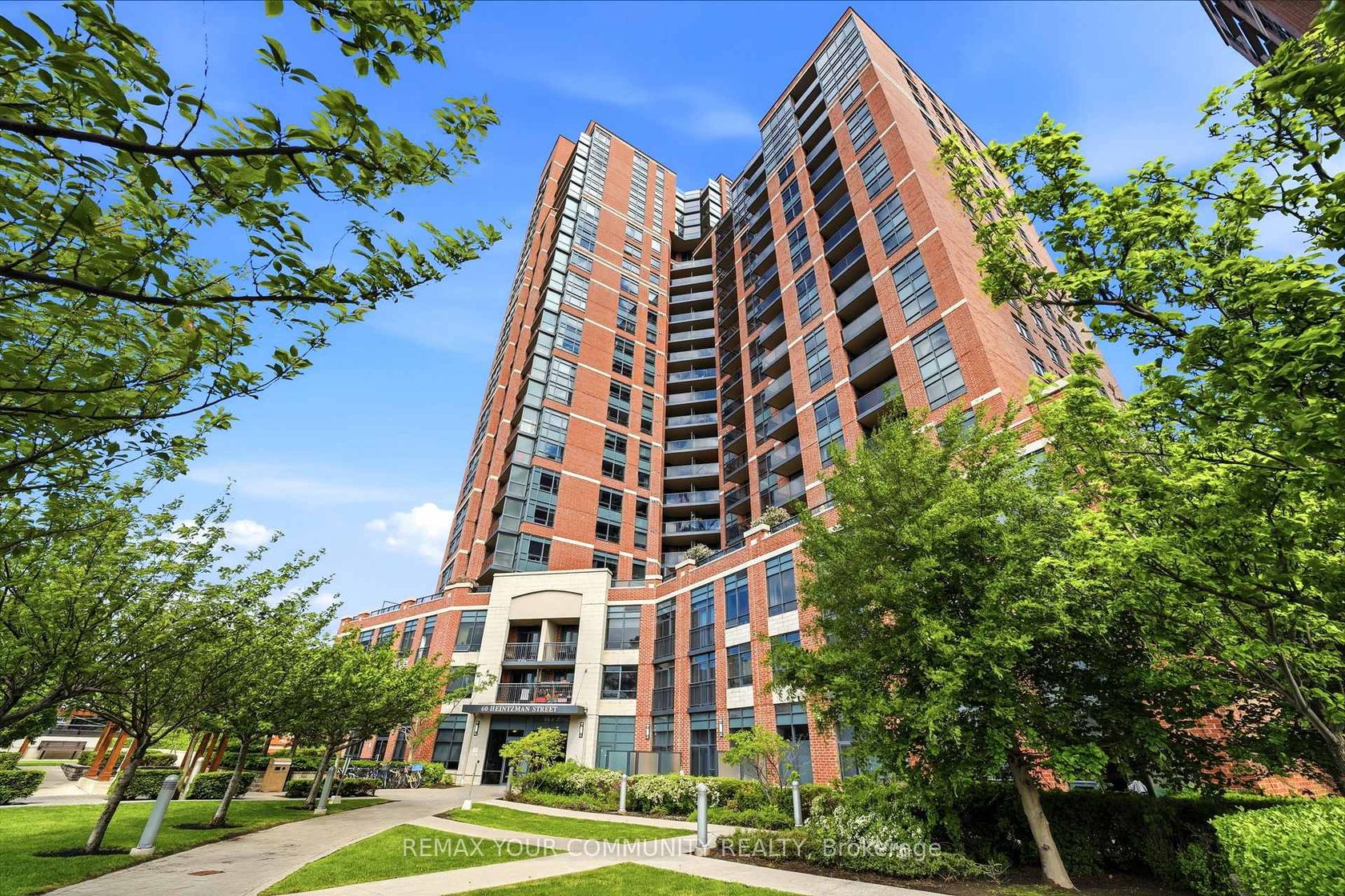 60 Heintzman Street, Junction Area, Toronto photo 8