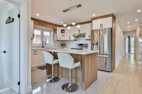 Photo 7 at 66 Shandon Drive, Maryvale, Toronto