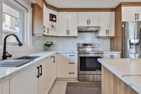 Photo 10 at 66 Shandon Drive, Maryvale, Toronto