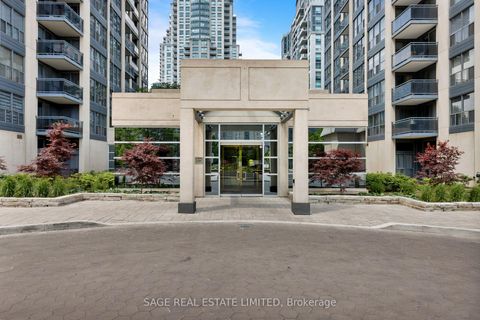 Photo 2 at 811 - 28 Hollywood Avenue, Willowdale East, Toronto