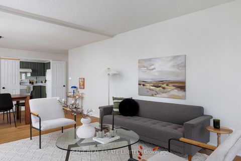 Photo 13 at 811 - 28 Hollywood Avenue, Willowdale East, Toronto