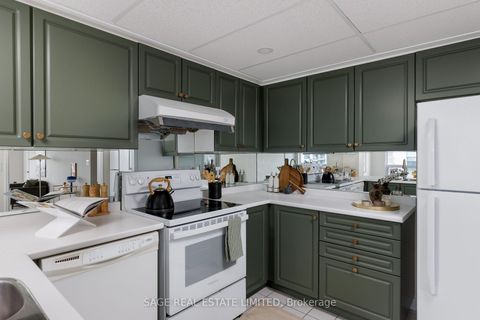 Photo 25 at 811 - 28 Hollywood Avenue, Willowdale East, Toronto
