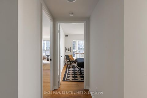 Photo 26 at 811 - 28 Hollywood Avenue, Willowdale East, Toronto