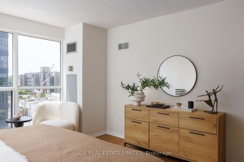 Photo 31 at 811 - 28 Hollywood Avenue, Willowdale East, Toronto