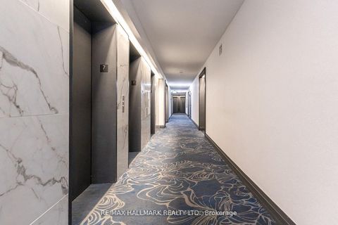 Photo 2 at 707 - 3 Rowntree Road, Jamestown, Toronto