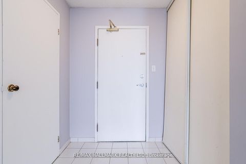 Photo 3 at 707 - 3 Rowntree Road, Jamestown, Toronto
