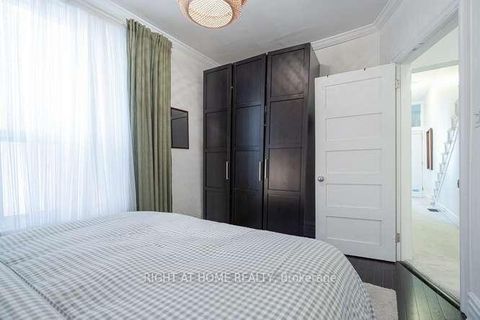Photo 7 at 41 Lakeview Avenue, Bellwoods, Toronto