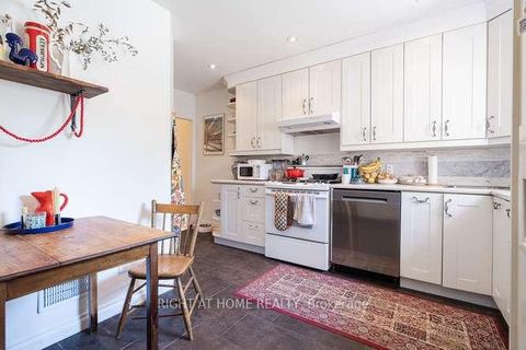 Photo 9 at 41 Lakeview Avenue, Bellwoods, Toronto