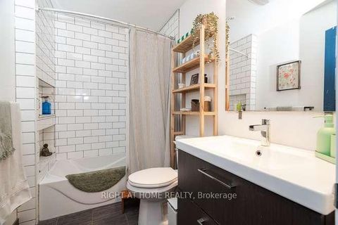Photo 10 at 41 Lakeview Avenue, Bellwoods, Toronto