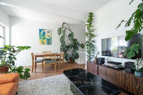Photo 13 at 41 Lakeview Avenue, Bellwoods, Toronto