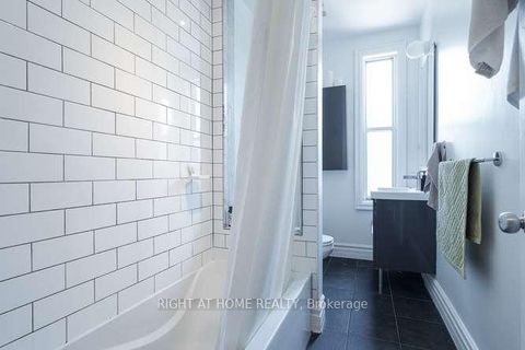 Photo 17 at 41 Lakeview Avenue, Bellwoods, Toronto