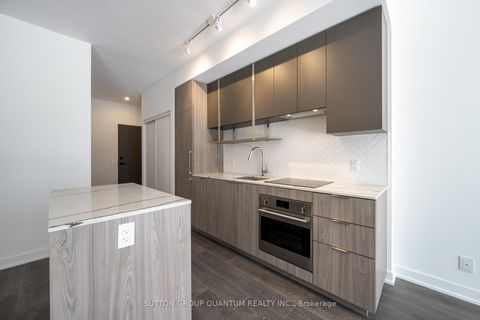 Photo 2 at 316 - 15 Holmes Avenue, Willowdale East, Toronto