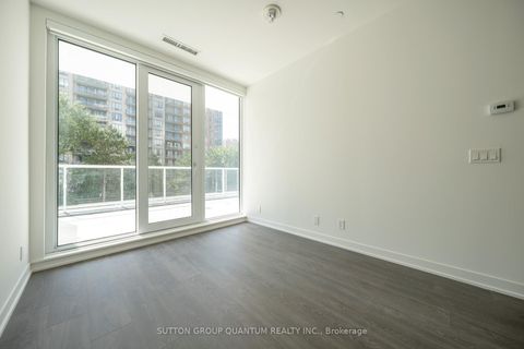 Photo 6 at 316 - 15 Holmes Avenue, Willowdale East, Toronto