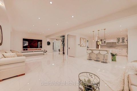Photo 7 at 27 Sugarbush Square, Highland Creek, Toronto