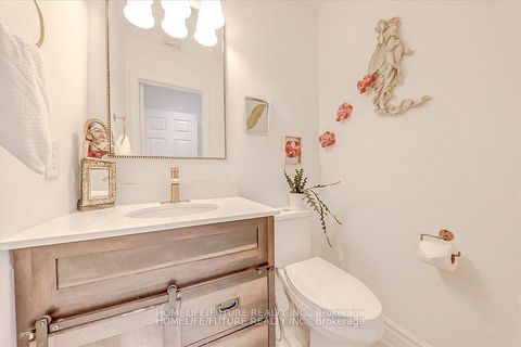 Photo 21 at 27 Sugarbush Square, Highland Creek, Toronto