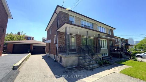Photo 1 at 31 Quinan Drive, Maple Leaf, Toronto