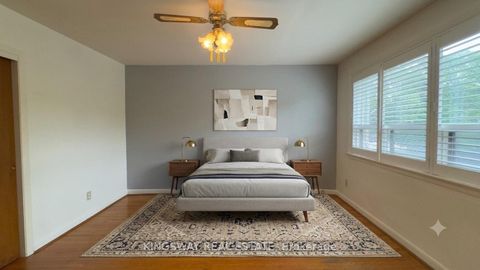 Photo 12 at 31 Quinan Drive, Maple Leaf, Toronto