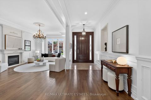 Photo 2 at 92 Caines Avenue, Newtonbrook West, Toronto