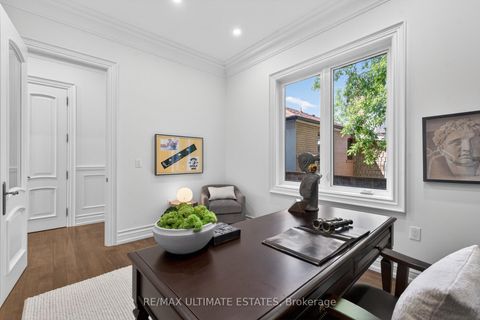 Photo 14 at 92 Caines Avenue, Newtonbrook West, Toronto
