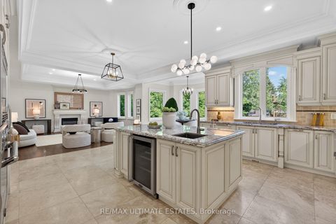 Photo 16 at 92 Caines Avenue, Newtonbrook West, Toronto