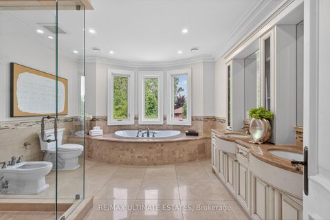 Photo 32 at 92 Caines Avenue, Newtonbrook West, Toronto