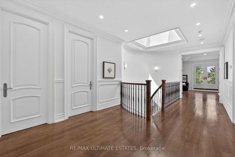 Photo 36 at 92 Caines Avenue, Newtonbrook West, Toronto