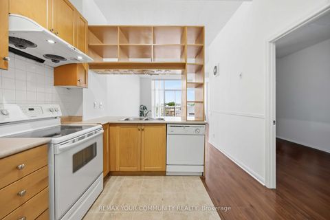 Photo 3 at 502 - 1600 Keele Street, Eglinton West, Toronto