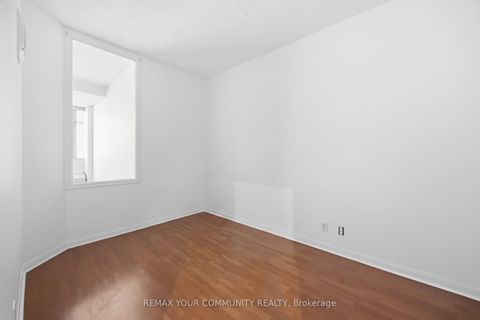 Photo 4 at 502 - 1600 Keele Street, Eglinton West, Toronto