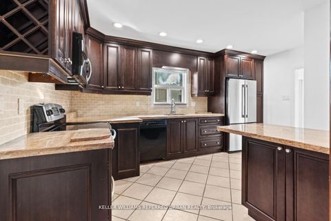 Photo 7 at 202 Park Home Avenue, Willowdale West, Toronto