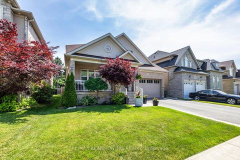 Photo 1 at 25 Leafield Drive, L'Amoreaux, Toronto