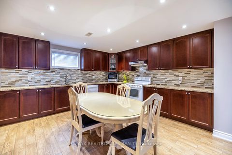 Photo 27 at 25 Leafield Drive, L'Amoreaux, Toronto