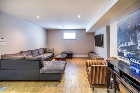 Photo 30 at 25 Leafield Drive, L'Amoreaux, Toronto