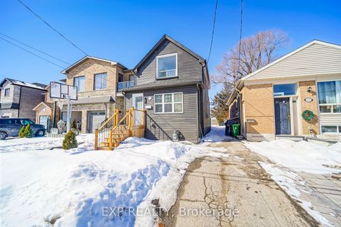 Photo 8 at 224 Aylesworth Avenue, Cliffside, Toronto