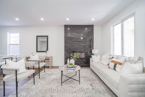 Photo 17 at 224 Aylesworth Avenue, Cliffside, Toronto