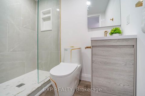 Photo 23 at 224 Aylesworth Avenue, Cliffside, Toronto