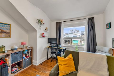 Photo 15 at 20 Kelvin Avenue, Danforth, Toronto
